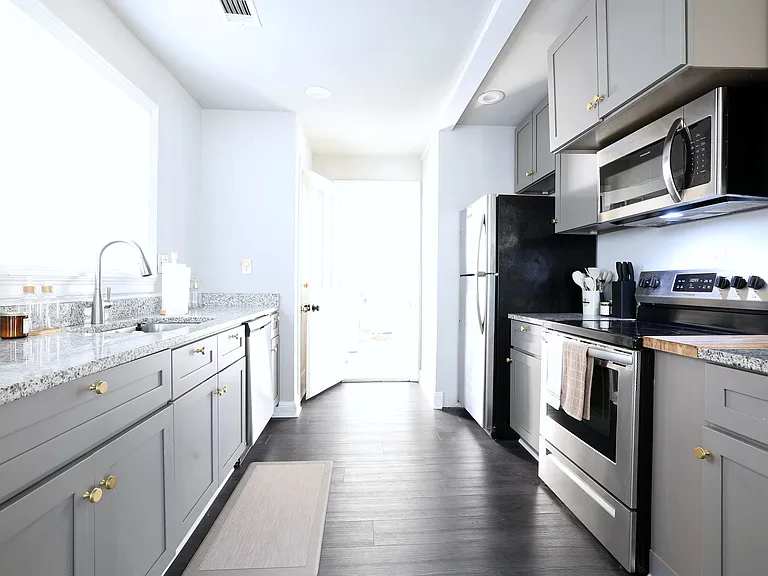 1673 Martin Luther King Jr Dr SW #A — Photo 3