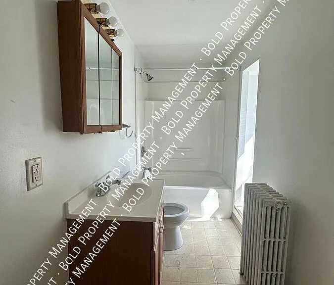 518 N 8th St #3 — Photo 3