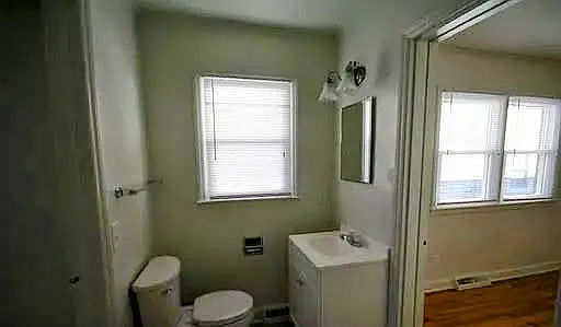 2 bed, 750 sqft, $1,535 — Photo 3