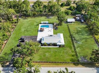 2255 61st St, Sarasota, FL 34243