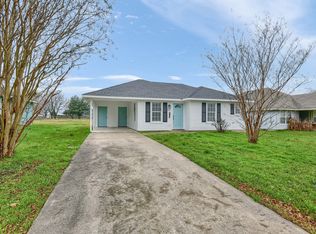 607 Oldham St, Bonham, TX 75418