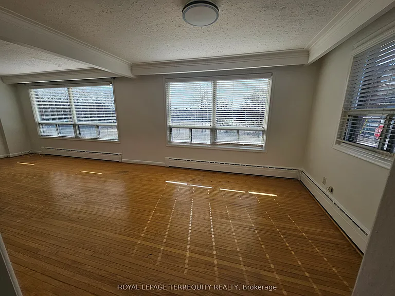 401 Winnett Ave #3 — Photo 19