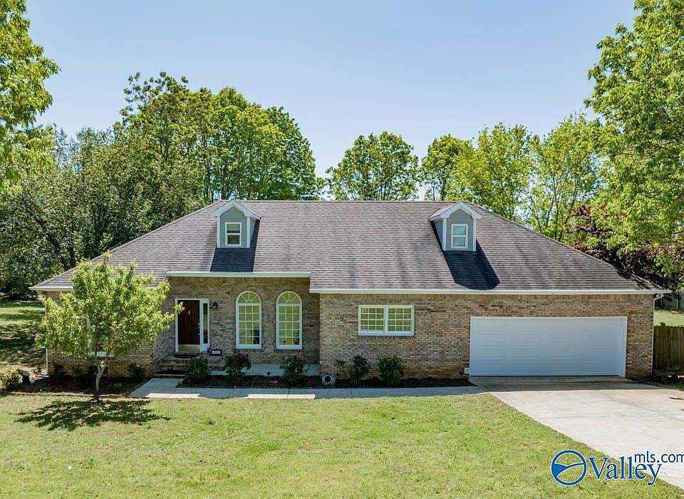 290 Scenic Bluff Dr, Guntersville, AL 35976 Zillow