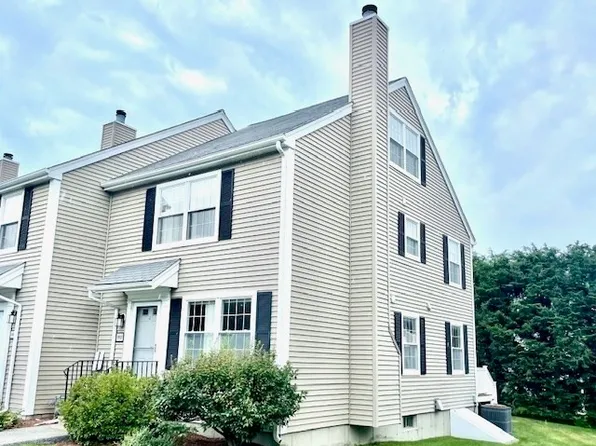 803 Forest Park Dr Unit 803, Auburn, MA 01501