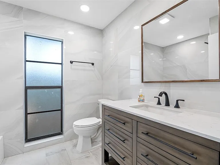 3601 Fairway Forest Cir — Photo 16