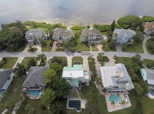 1039 Point Seaside Dr, Crystal Beach, FL 34681