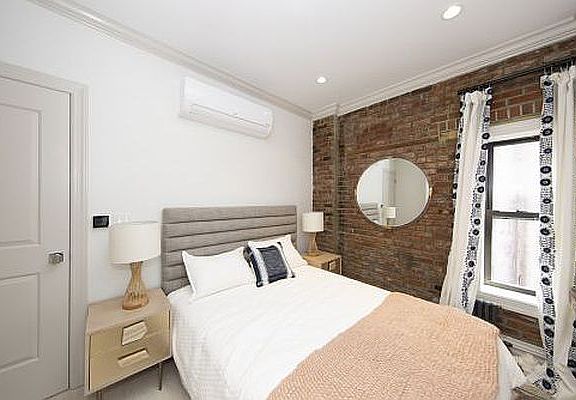 5th image of 161 W 4th St #2