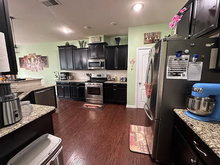 137 Sequoia St — Photo 7