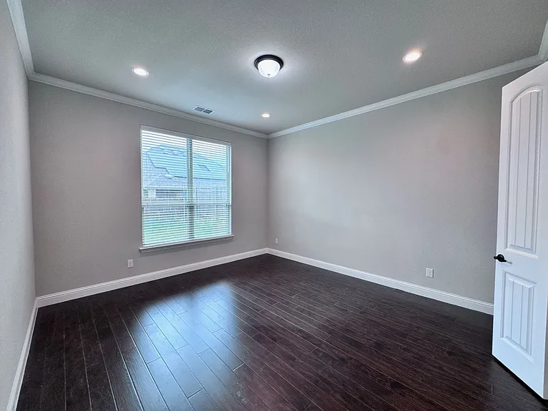 311 Lexington Ave — Photo 10