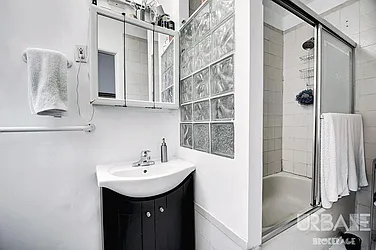 Rented by Urbane Brokerage