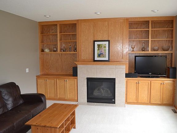 3rd image of 10943 Eagle View Pl