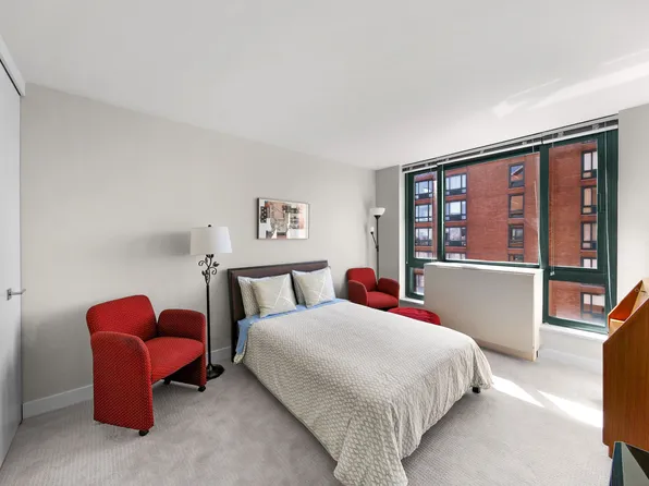 1 Irving Place image 13 of 21