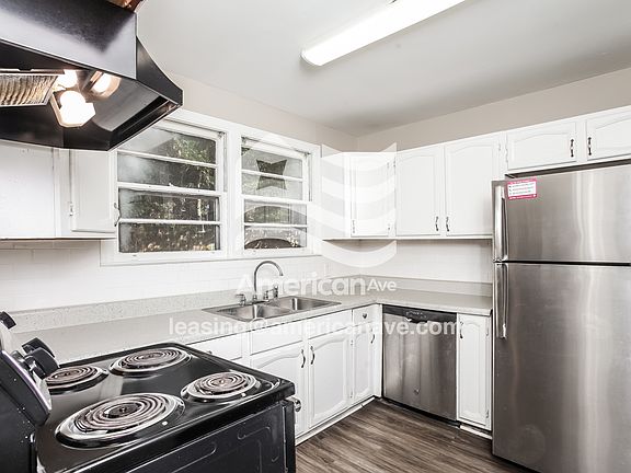 8-Kitchen