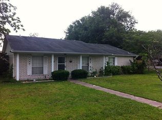 1102 Ralphcrest Dr, Houston, TX 77039