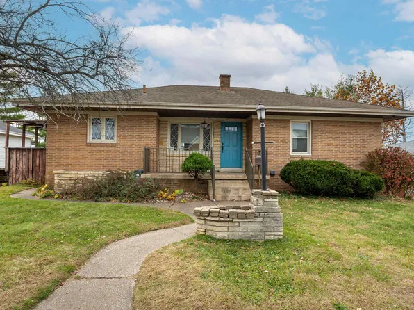 2725 Brunswick St, Dubuque, IA 52001