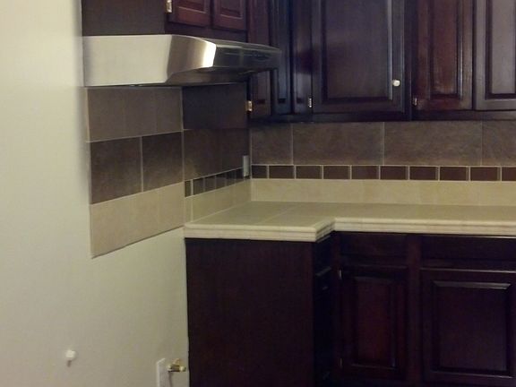 5th image of 514 N Louise Ave