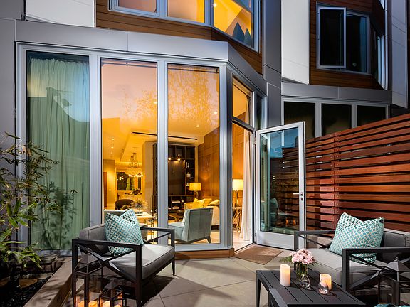 5th image of 2466 Sacramento St