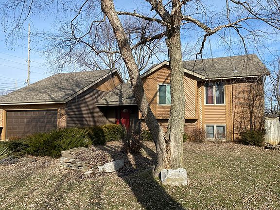 2nd image of 1213 E Knobhill Street