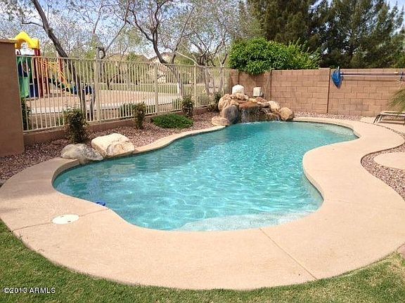 2nd image of 1281 E Canyon Creek Dr