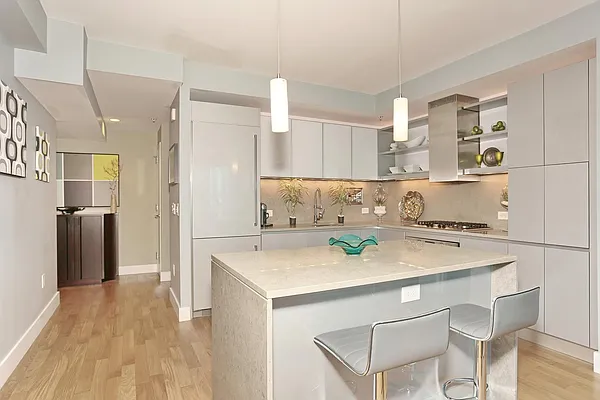 Sold by Weichert/Exchange Place | media 7