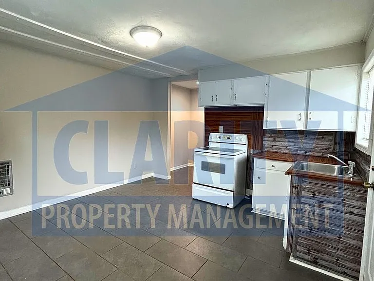 1709 Clemmer St NE — Photo 11
