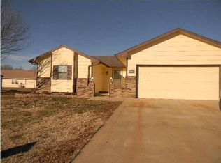 202 Hymer Dr, Sedgwick, KS 67135