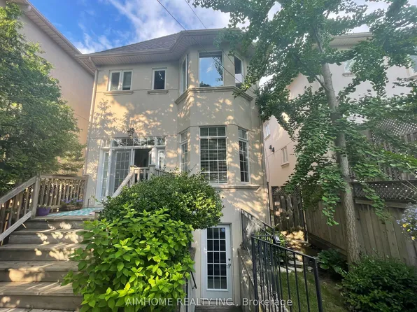 10 Hoyle Ave, Toronto, ON M4S 2X6