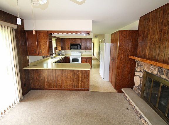 4th image of 402 N 5th St