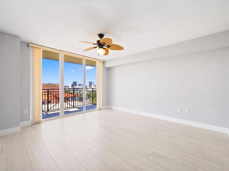 610 W Las Olas Blvd #1016N — Photo 10