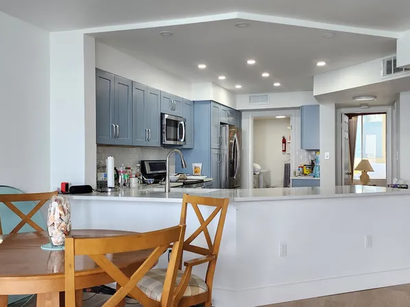 5153 Isla Key Blvd S APT 413, Saint Petersburg, FL 33715