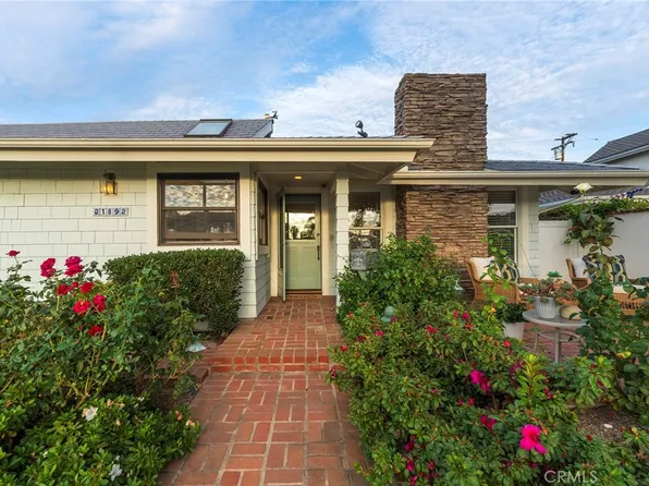 21892 Kaneohe Ln, Huntington Beach, CA 92646