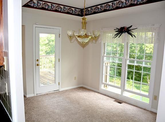 5th image of 1301 Graystone Cir