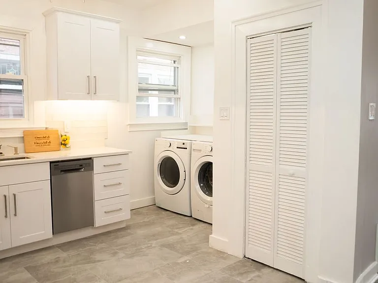 65 Poe Ave #2 — Photo 14
