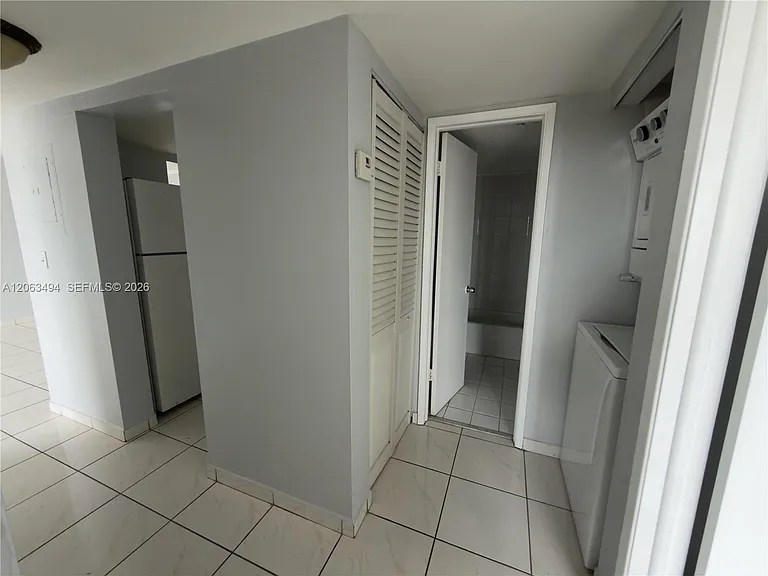8231 NW 8th St #2-504 — Photo 18