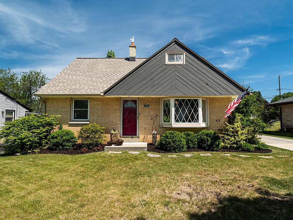 1st image of 608 Williams AVENUE