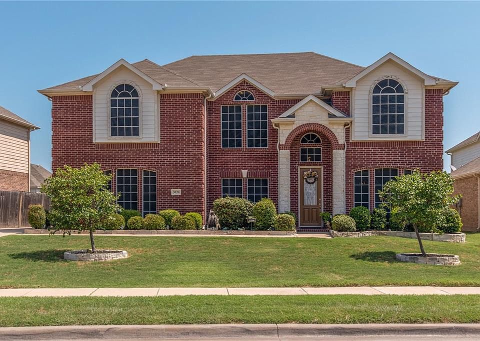1st image of 3020 Fairview Dr