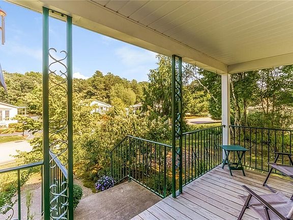 2nd image of 66 Pitch Pine Pl