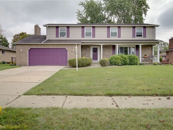 13701 Pawnee Trl, Middleburg Heights, OH 44130