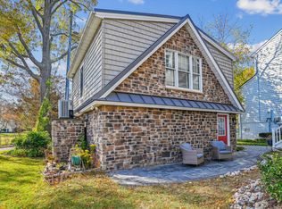 817 Riverside Dr #1, Arnold, MD 21012