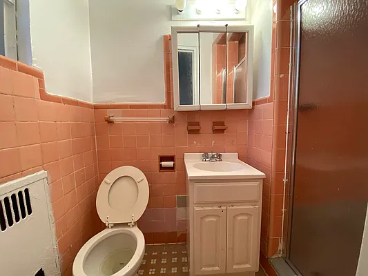 Rented by Lang Realty LLC | media 10