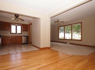 5833 S 15th Pl, Milwaukee, WI 53221