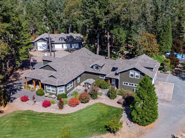 275 Marble Mountain Rd, Grants Pass, OR 97527