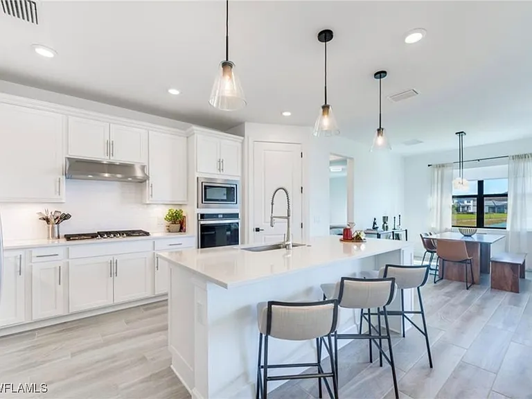 20419 Pebble Glen Dr — Photo 3