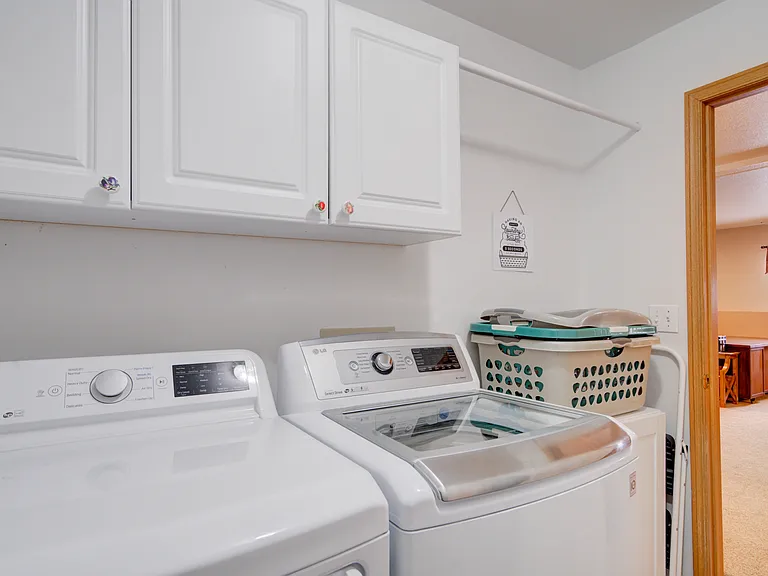 402 S Yellowstone Ave #1 — Photo 13