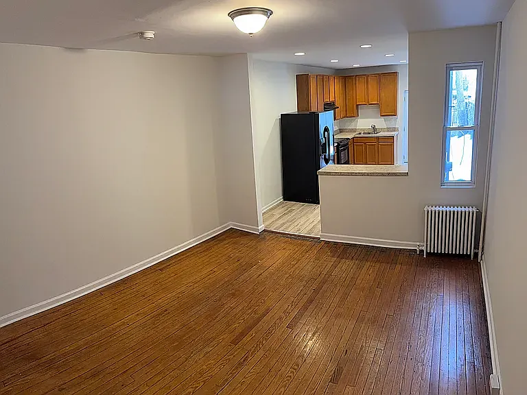 834 Woodlawn Ave — Photo 8