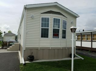 35 Castle Dr, Lakeside Marblehead, OH 43440