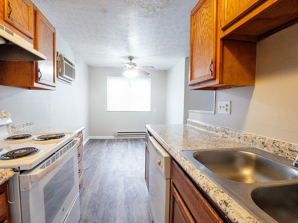 1st image of 3858 Washington Ave #13