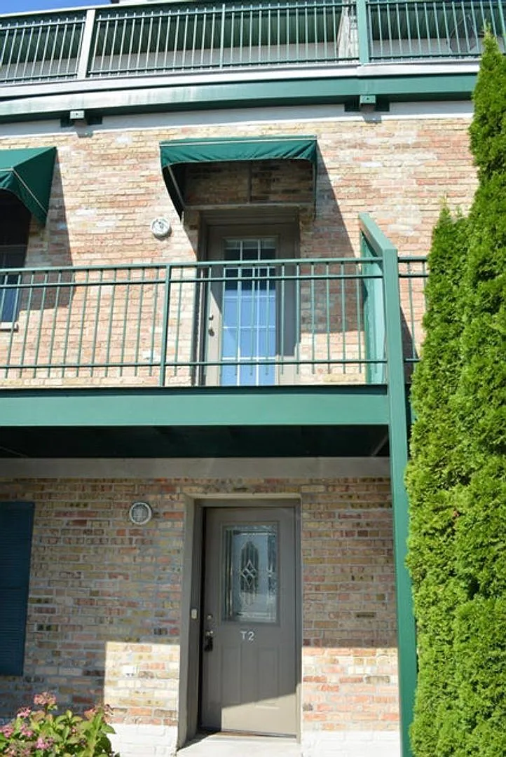 1117 Broad St — Photo 2