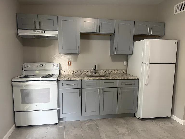 3040 Fletcher Ave — Photo 7