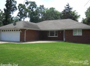 312 Sunset Bay Rd, Hot Springs, AR 71913